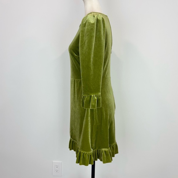 Forever 21 green velvet dress - Picture 5 of 9